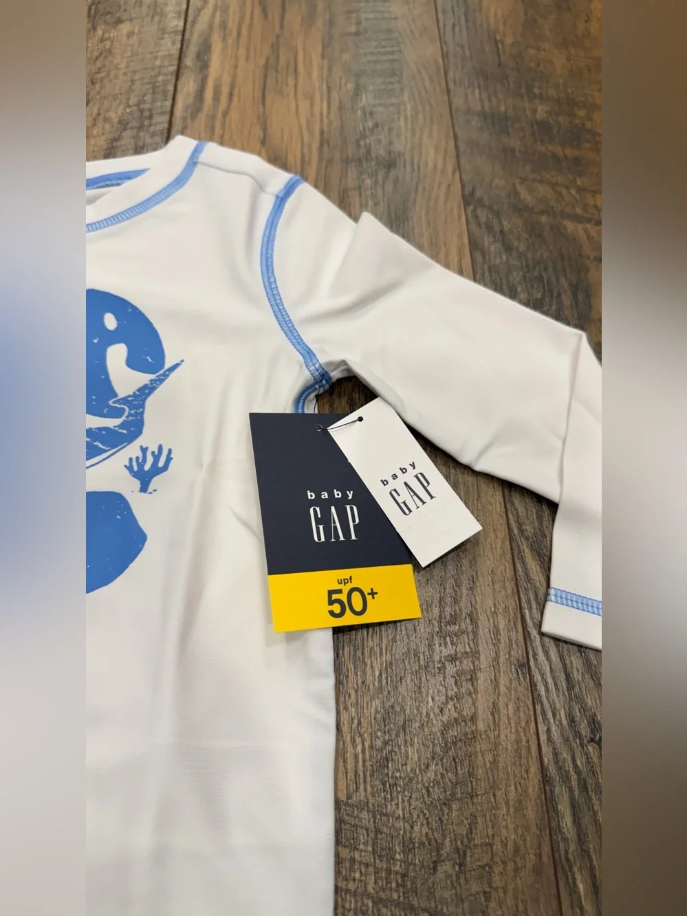 Gap Toddler Swim Rash Guard, Long Sleeve, UV Protection, Size 2T White Shark NEW